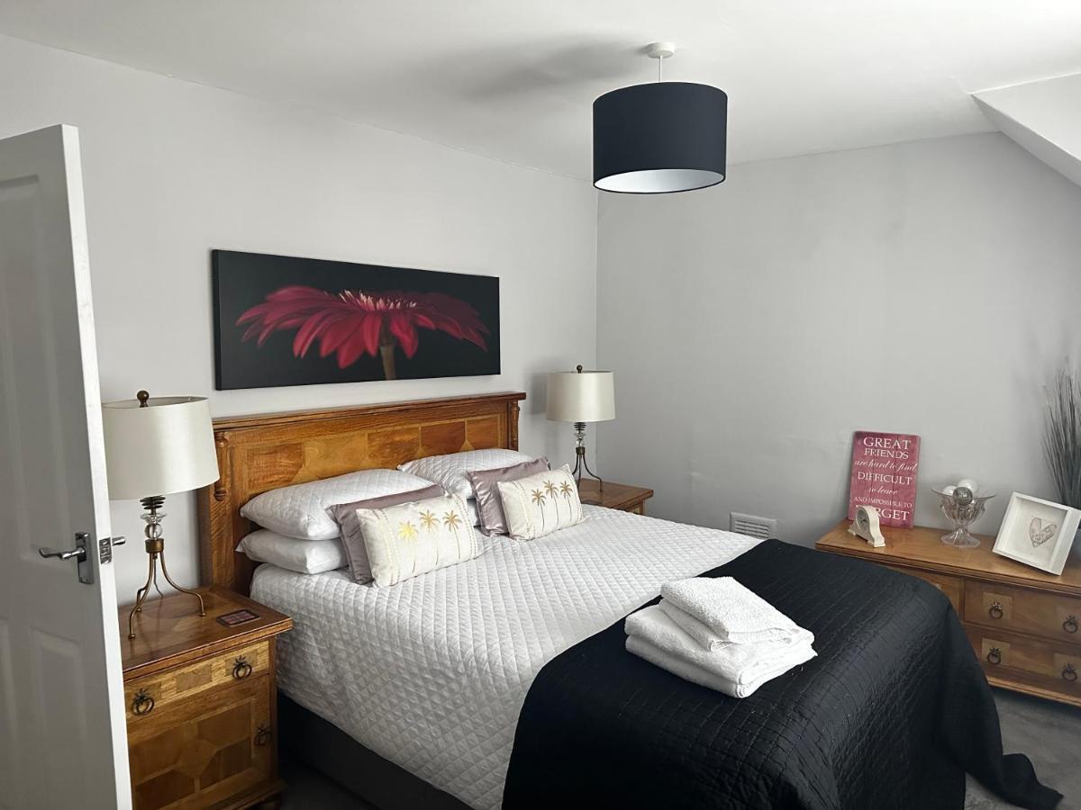 The Sandgate New Immaculate 1-Bed Apartment In Ayr Exterior photo